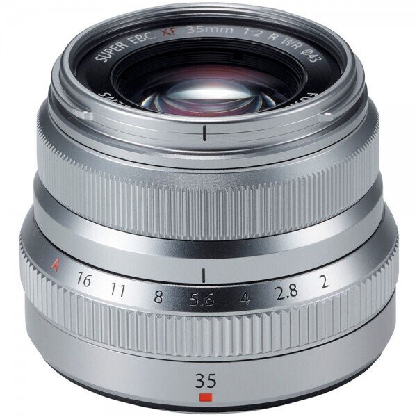 

Fujifilm XF 35mm f/2,0 Silver (16481880)
