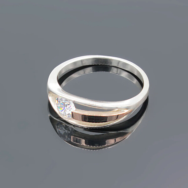 Акція на Серебряное кольцо Diva Идеал с золотой пластиной 17 размер (022к) від Allo UA