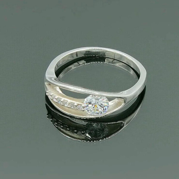 Акція на Серебряное кольцо Diva Идеал с фианитами 18 размер (023к) від Allo UA