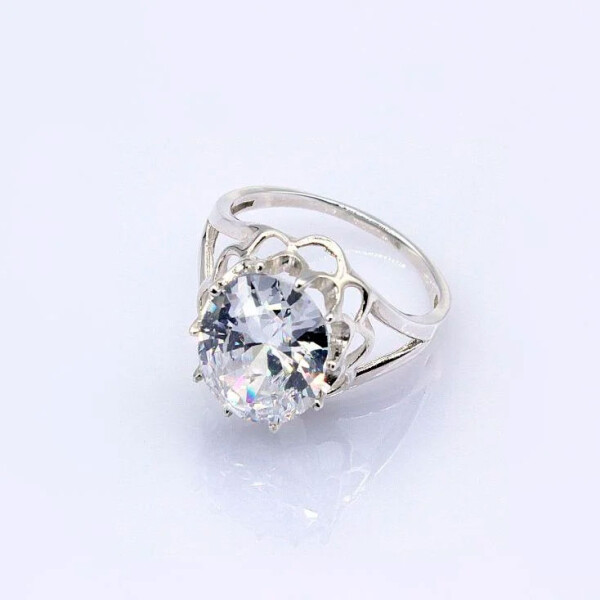 

Серебряное кольцо Diva с овальным камнем 20 размер (073к)