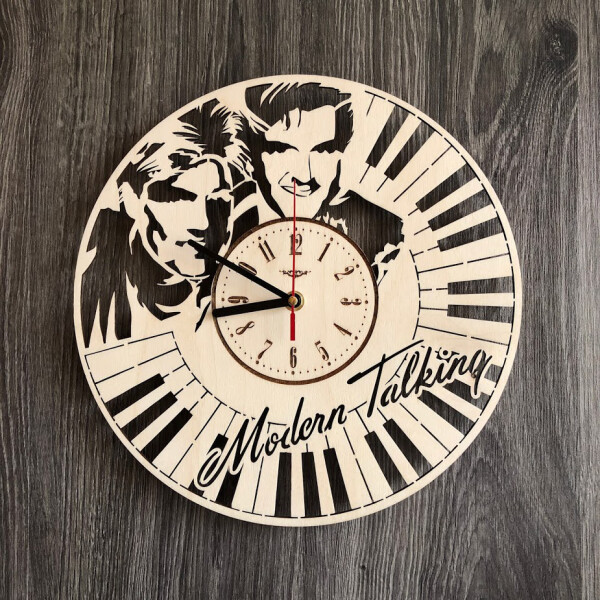 

Бесшумные настенные часы из дерева «Modern Talking»