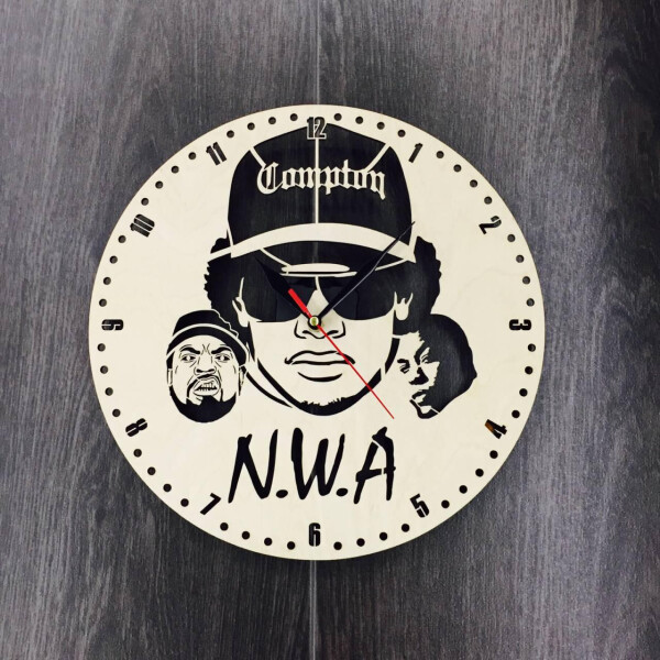 

Часы настенные «N.W.A», деревянный циферблат