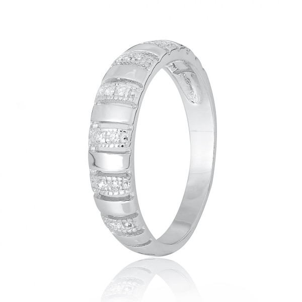 

Кольцо из серебра с куб. циркониями, размер 18 (282650)