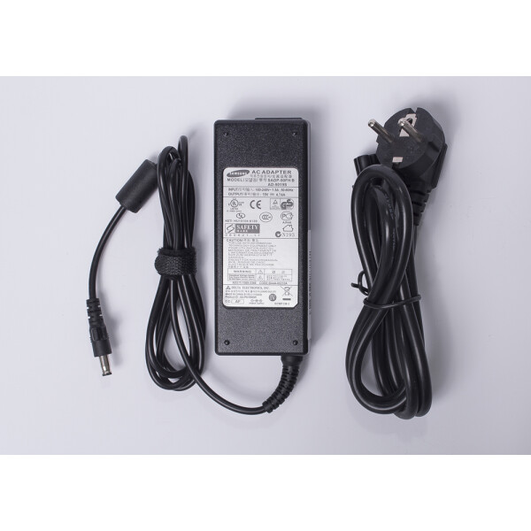 

Блок питания для ноутбука samsung 19V 4.74A 90W 5.5*3.0мм