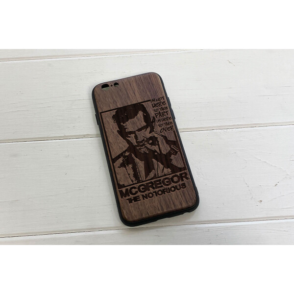 

Деревянный чехол SkinWood Американский орех премиум для iPhone 6/6S с дизайнерской гравировкой McGregor