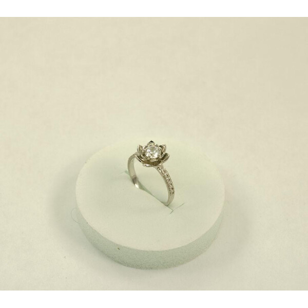 

Кольцо цветок Maxi Silver 8407 SE, размер 21.5