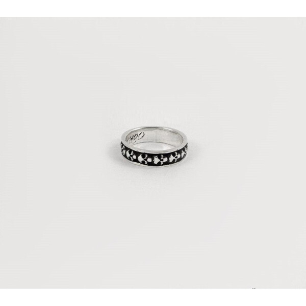 

Кольцо в форме черепа Maxi Silver 8005 SE, размер 21