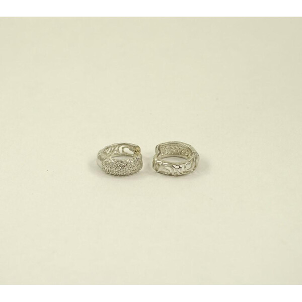 

Сережки конго с фианитами Maxi Silver 8472