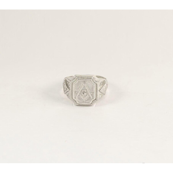 

Кольцо Символ масонов Maxi Silver 6587 SE, размер 22