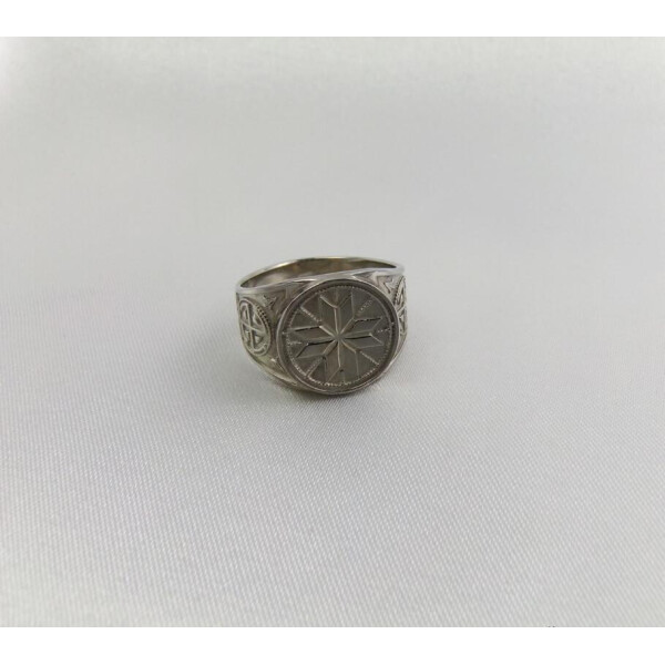 

Кольцо монолит Перунов крест Maxi Silver 4014 SE, размер 18.5