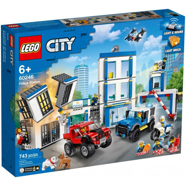 

Конструктор LEGO City Police Полицейский участок 743 детали (60246)