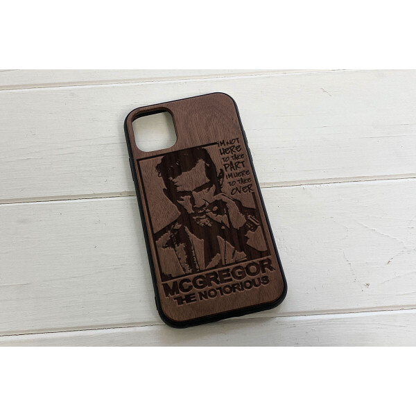 

Деревянный чехол SkinWood Американский орех для iPhone 11 Gregor