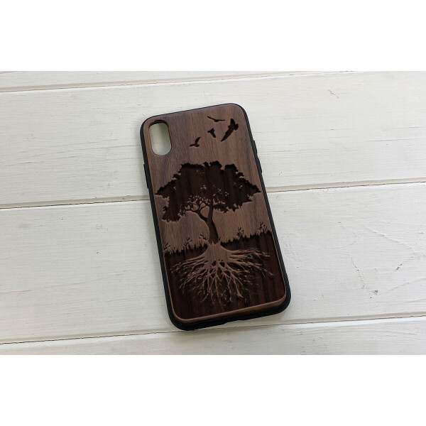 

Деревянный чехол SkinWood Американский орех для iPhone X с дизайнерской гравировкой Дерева жизни
