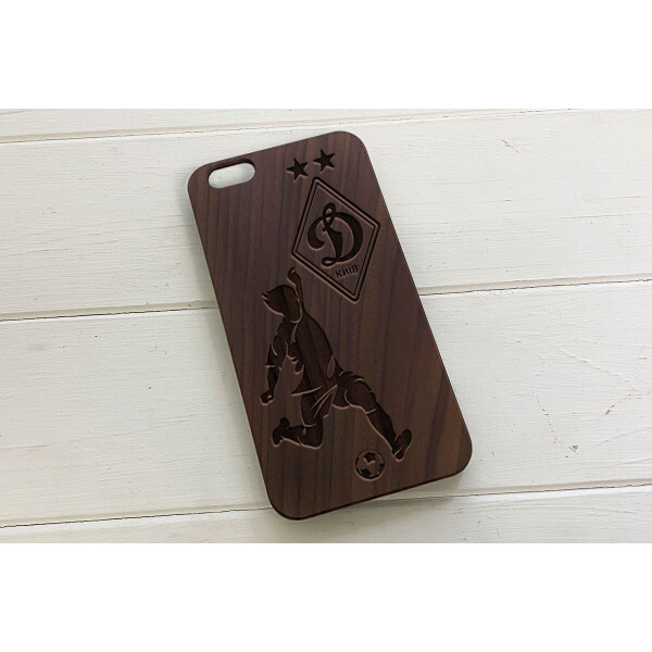 

Деревянный чехол SkinWood Американский орех для iPhone 6 Plus с дизайнерской гравировкой Динамо