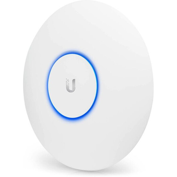 

Ubiquiti UniFi UAP-AC-PRO (AC1750, 3x3 MIMO, 22 dBm, 2x10/100/1000 Mbps, PoE) box