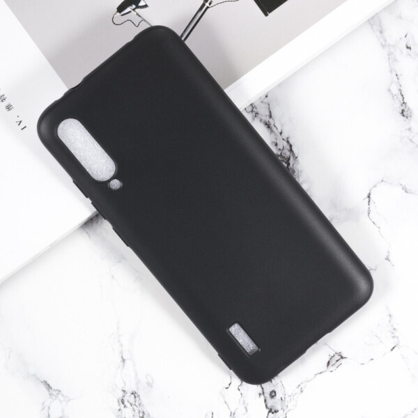 

Чехол Soft Line для Xiaomi Mi 9 Lite (Mi CC9)0 силикон бампер черный