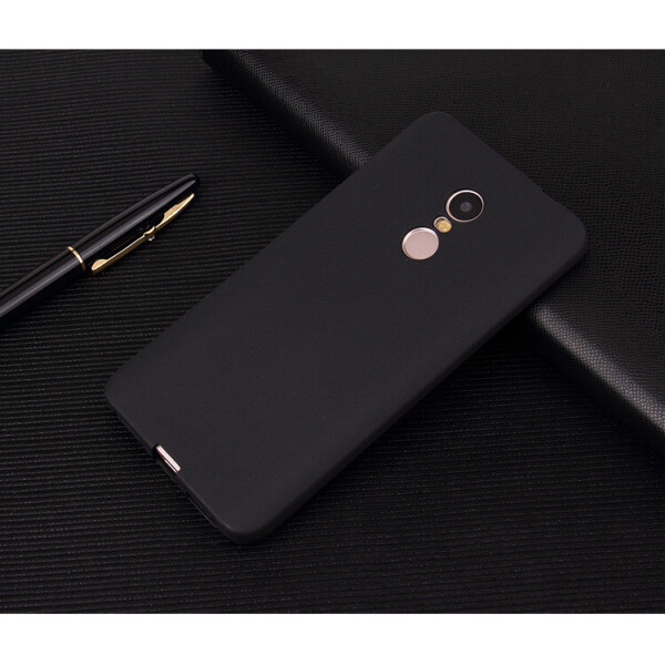 

Чехол Soft Lne Xiaomi Redmi 5 5.7'' силикон soft touch бампер черный