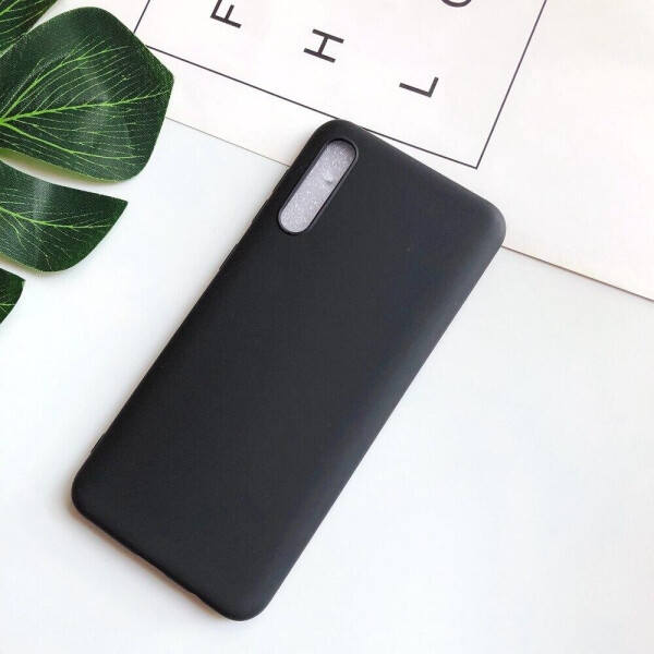 

Чехол Soft Touch для Samsung Galaxy A70 2019 (A705) силикон бампер черный