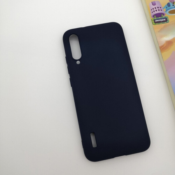 

Чехол Soft Touch для Xiaomi Mi 9 Lite (Mi CC9) силикон бампер черный