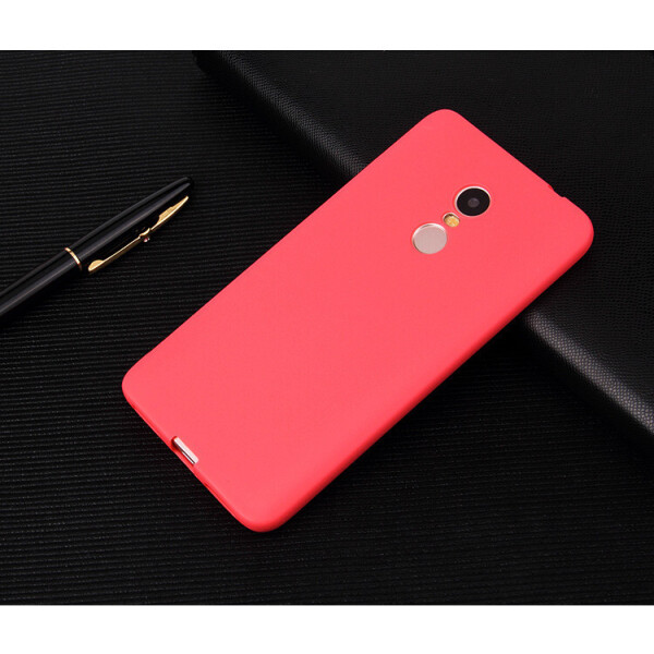

Чехол Soft Lne Xiaomi Redmi 5 5.7'' силикон soft touch бампер красный