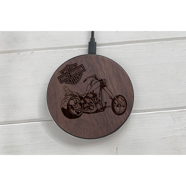 

Быстрая беспроводная деревянная зарядка SkinWood Black Fast Charge Harley
