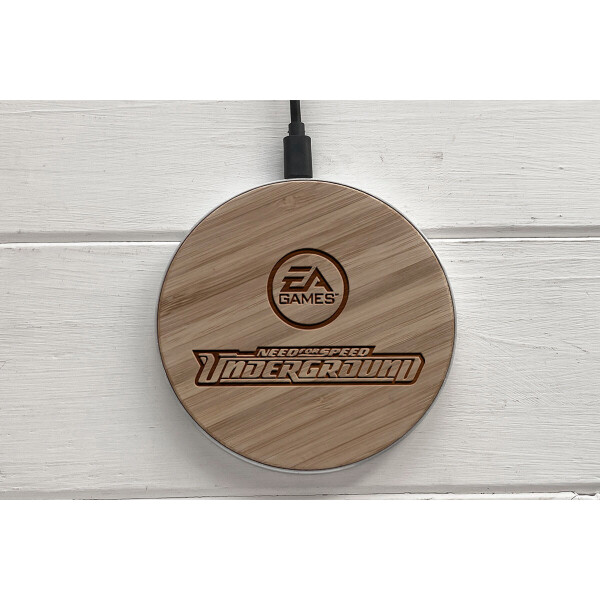 

Быстрая беспроводная деревянная зарядка SkinWood White Fast Charge Game