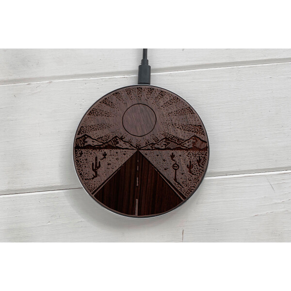 

Быстрая беспроводная деревянная зарядка SkinWood Black Fast Charge Road