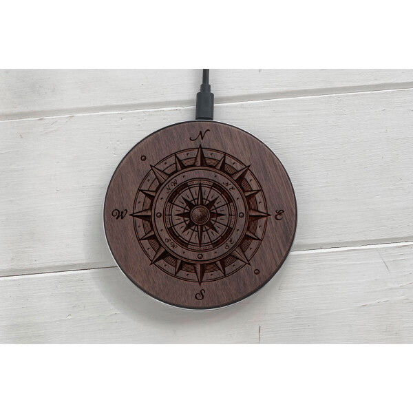 

Быстрая беспроводная деревянная зарядка SkinWood Black Fast Charge compass