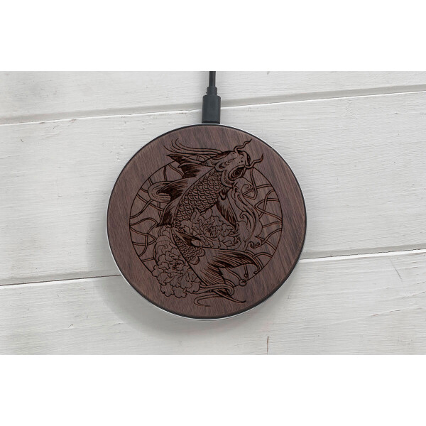 

Быстрая беспроводная деревянная зарядка SkinWood Black Fast Charge Carp