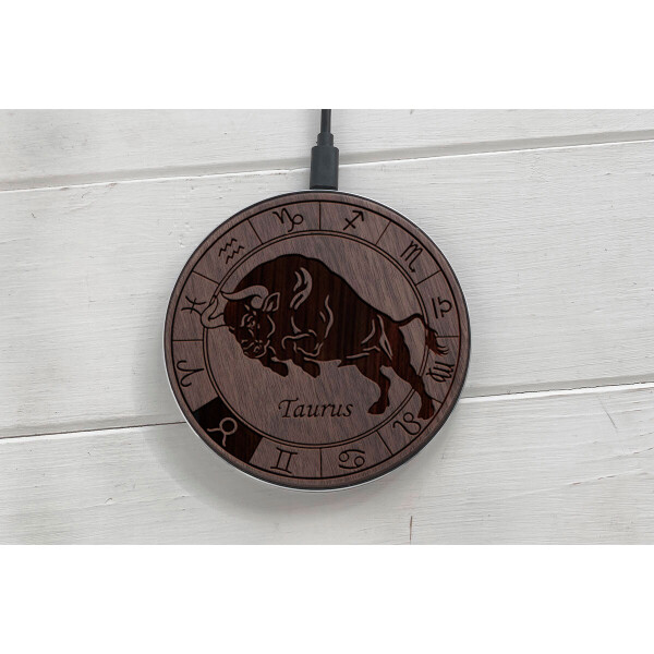 

Быстрая беспроводная деревянная зарядка SkinWood Black Fast Charge Taurus