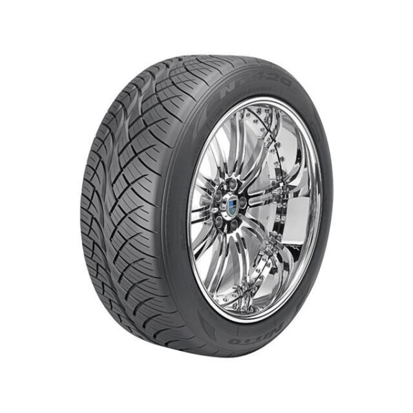 

Nitto NT420S 225/65 R17 106V XL