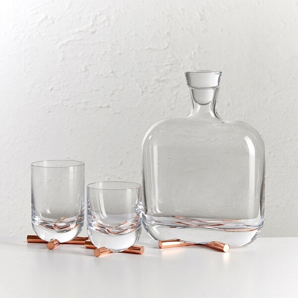 

Графин для виски CAMP WHISKEY CARAFE Nude Glass 1600 мл(92661_1082995)