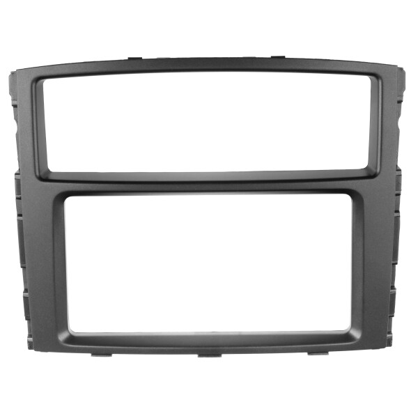 

Переходная рамка для автомобиля Mitsubishi Pajero 4 AWM 781-24-101