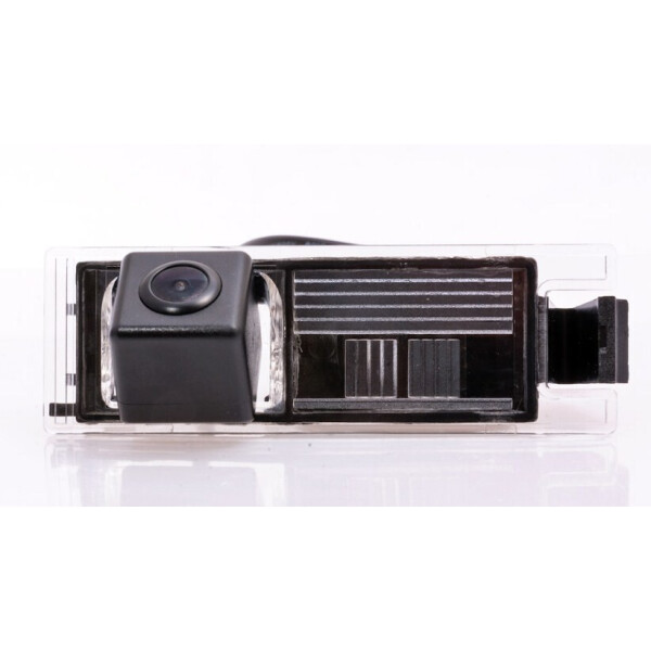 

Штатная камера заднего вида Fighter CS-CCD + FM-02 (Hyundai)