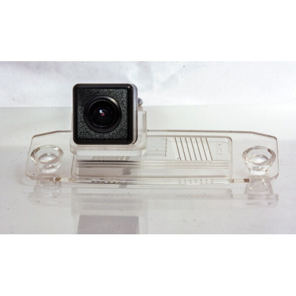 

Штатная камера заднего вида Fighter CS-HCCD + FM-01 (Hyundai/Kia)