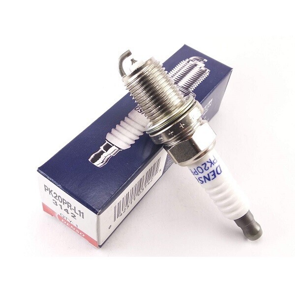

Свеча зажигания Denso PK20PR-L11 (3142)