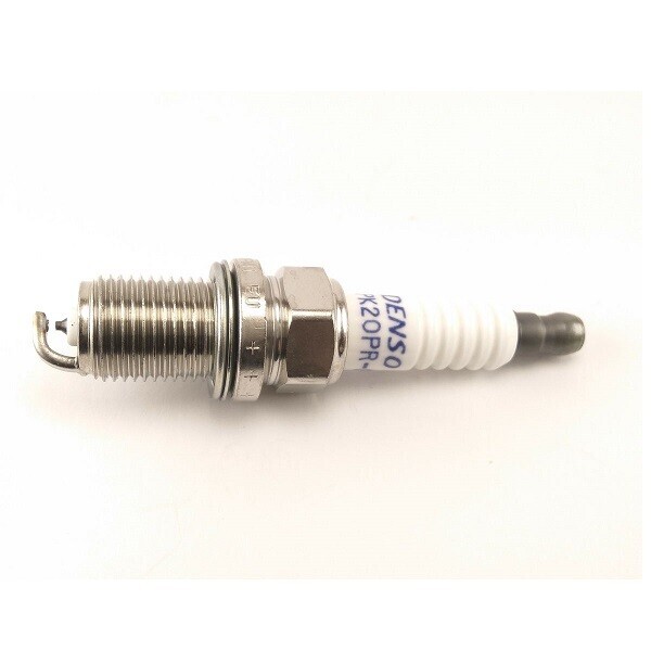 

Свеча зажигания Denso PK20PR-P8 (3245)