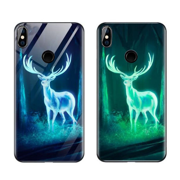 

TPU+Glass чехол светящийся в темноте для Xiaomi Mi 8 SE Олень / Бирюзовый (is_00000026619_3)