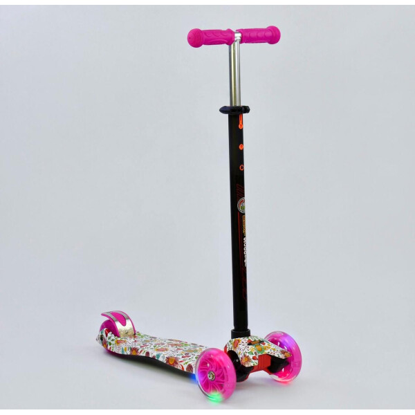

Самокат Best Scooter Maxi А 25466 / 779-1321 розовый, светящиеся PU колеса