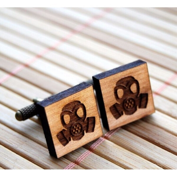 

Запонки Деревянные З Противогазом Handmade