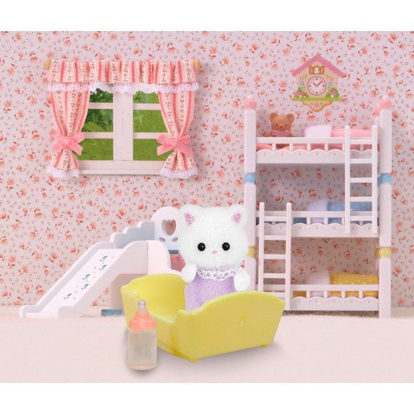

Игровой набор Sylvanian Families Персидский котенок (5217)