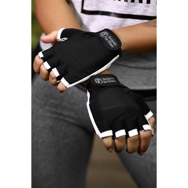 

Спортивные перчатки для фитнеса и тренировок Black n White Designed For Fitness M Черно-белый