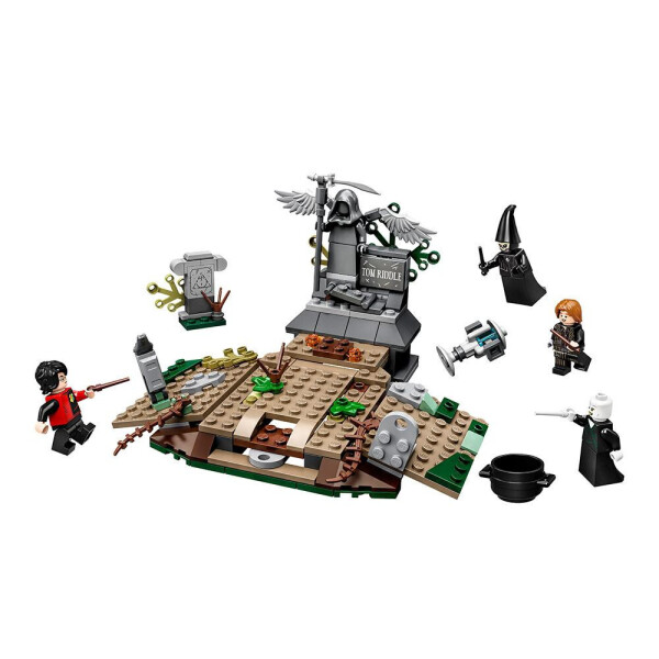 

Блочный конструктор LEGO Harry Potter Возвращение Лорда Волан-де-Морта (75965)