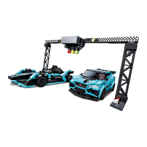 

Блочный конструктор LEGO Speed Champions Formula E Panasonic Jaguar Racing GEN2 car Jaguar I-PACE eTROPHY (76898)