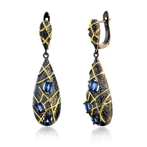 

Серебряные серьги с топазом London blue