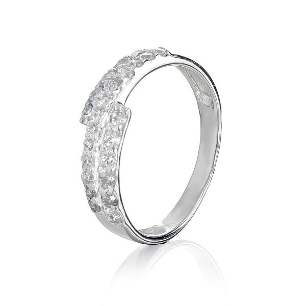 

Серебряное кольцо с фианитом