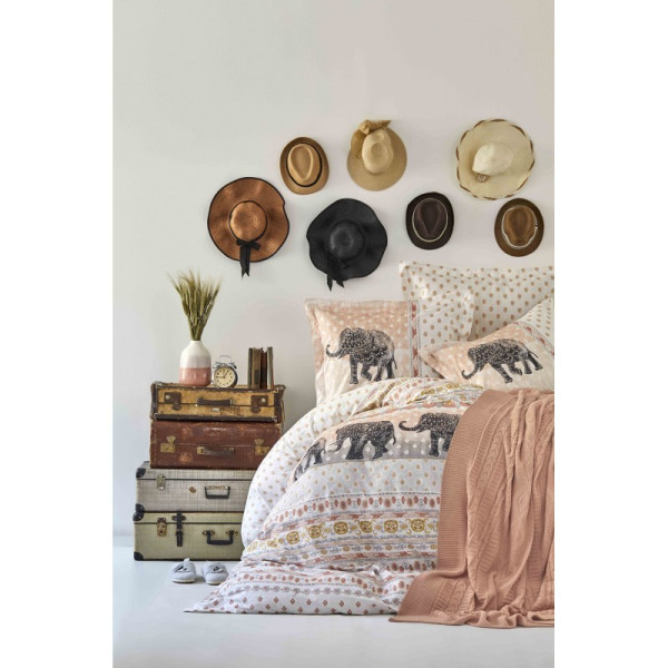 

с пледом Karaca Home - Sandy blush 2019-1 евро (12589)