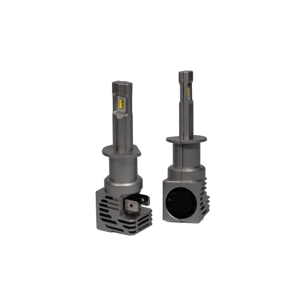 

Комплект LED ламп HeadLight M3 H1 (P14,5s) 27W 9-32V 6000K с активным охлаждением