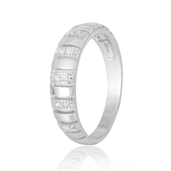 

Серебряное кольцо с фианитом КК2Ф/495 - 17,5