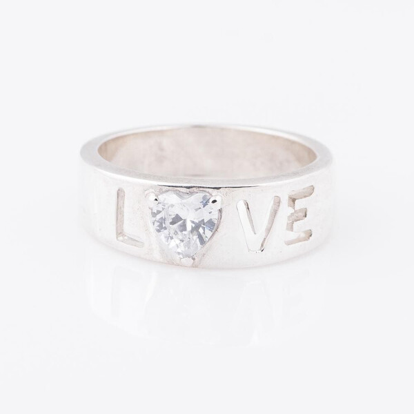 

Серебряное кольцо GS "Love" с фианитом